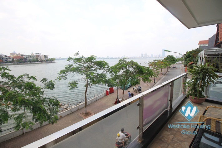 Three bedroom apartment for rent with beautiful lake view in Tay Ho Hanoi